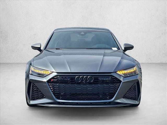 Used 2025 Audi RS 7 Performance AWD/4WD image 2