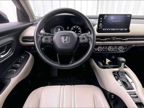 Certified 2025 Honda HR-V EX-L image 5