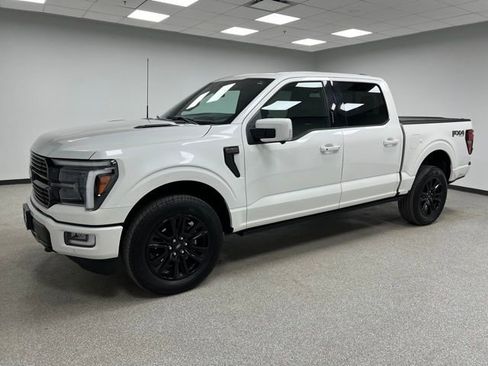 Used 2024 Ford F150 Platinum w/ FX4 Off-Road Package AWD/4WD image 6