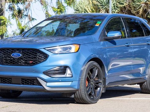 Used 2019 Ford Edge ST w/ Equipment Group 401A image 6