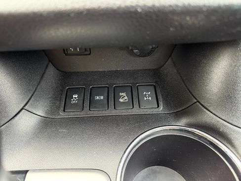 Used 2016 Toyota Highlander XLE AWD/4WD image 28