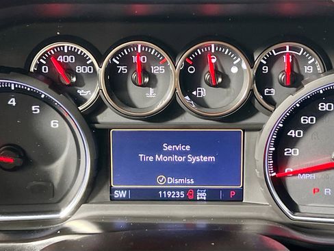 Used 2020 Chevrolet Silverado 1500 LT w/ Fleet Comfort Package AWD/4WD image 23