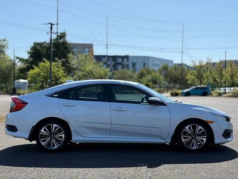 Used 2016 Honda Civic EX-T image 6