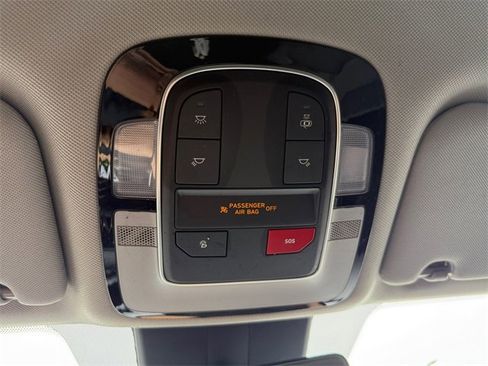 Used 2022 Hyundai Santa Fe SEL w/ Cargo Package image 22