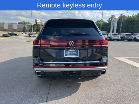 Certified 2026 Volkswagen Atlas Peak Edition AWD/4WD image 8
