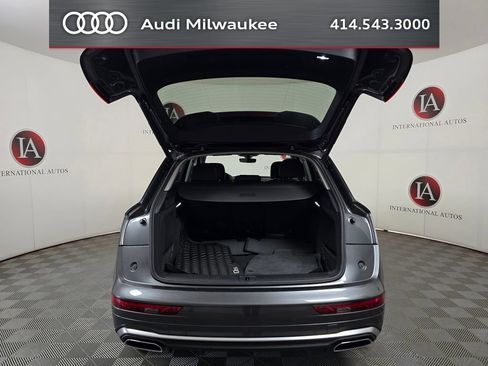 Used 2023 Audi Q5 2.0T Premium Plus w/ Premium Plus Package AWD/4WD image 9