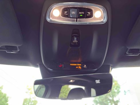 Used 2016 Volvo XC90 T6 R-Design w/ Vision Package image 41