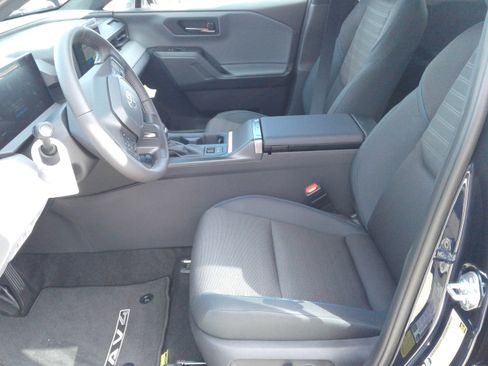 New 2026 Toyota RAV4 SE image 6