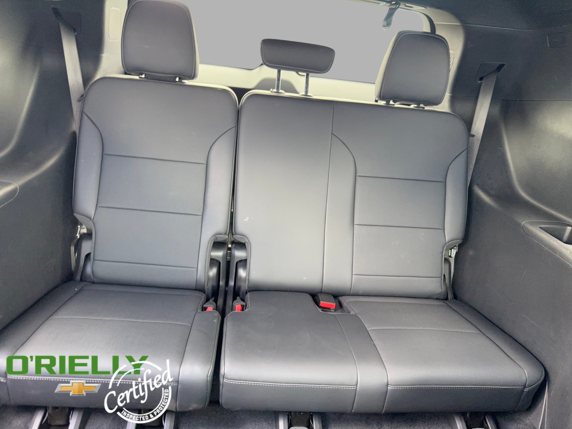 Used 2025 Buick Enclave Preferred AWD/4WD image 30