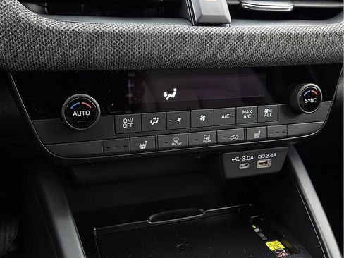 New 2026 Subaru Outback Limited image 16