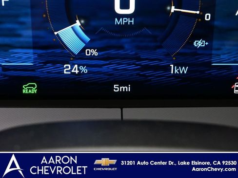 New 2027 Chevrolet Bolt LT w/ Comfort Package FWD image 32