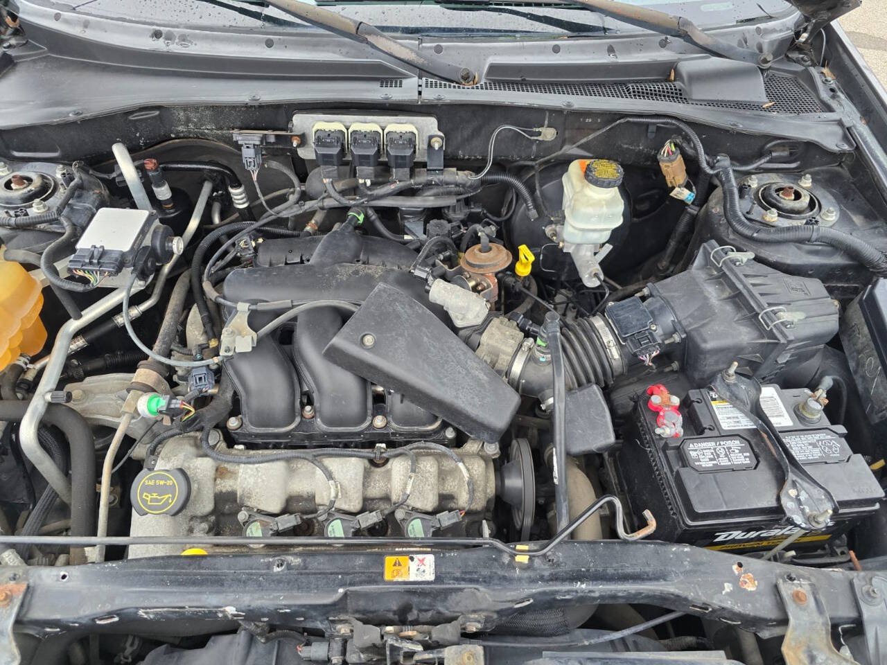 Used 2005 Ford Escape Limited FWD image 30