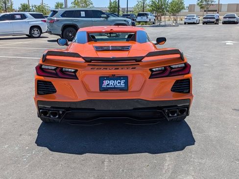 Used 2022 Chevrolet Corvette Stingray Premium Conv w/ Z51 Performance Package RWD image 7