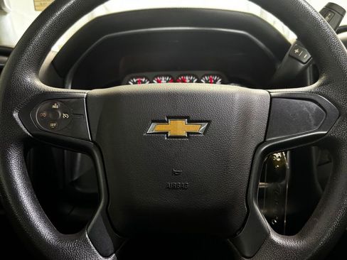Used 2018 Chevrolet Silverado 1500 W/T w/ Trailering Package AWD/4WD image 13