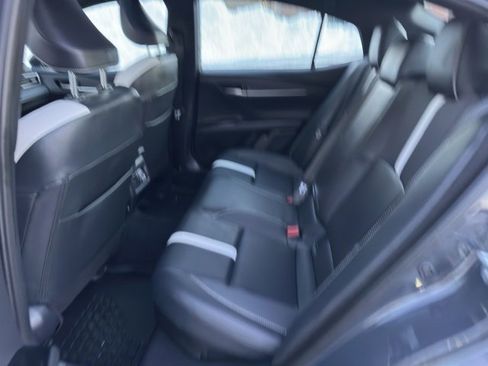 Used 2025 Toyota Camry SE w/ Convenience Package image 19