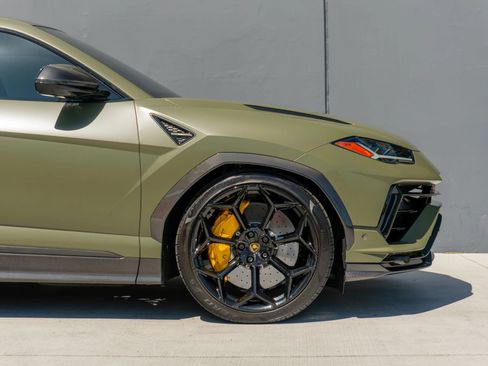Used 2024 Lamborghini Urus Performante AWD/4WD image 37