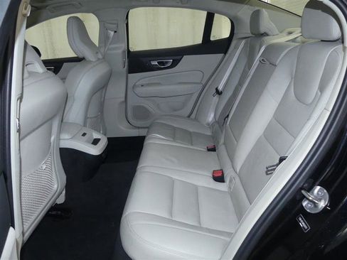 Used 2024 Volvo S60 B5 Plus AWD/4WD image 23