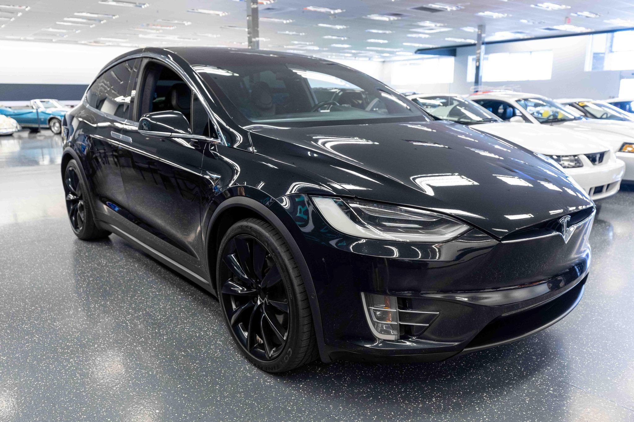Used 2018 Tesla Model X 100D AWD/4WD image 3
