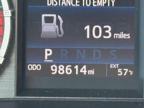 Used 2016 Toyota Tundra SR5 w/ SR5 Upgrade Package image 21