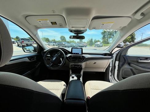 Used 2022 Ford Escape SE w/ Convenience Package FWD image 13