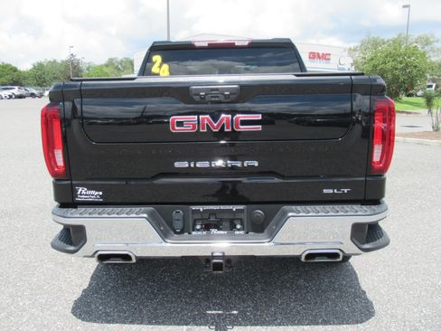 Used 2024 GMC Sierra 1500 SLT AWD/4WD image 6