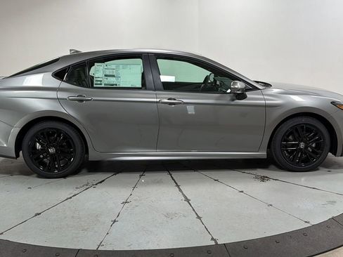 New 2026 Toyota Camry SE image 6