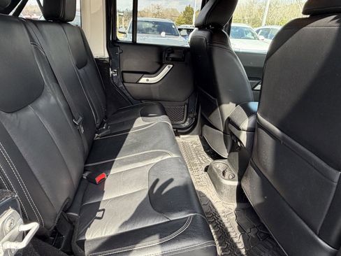 Used 2017 Jeep Wrangler Unlimited Sahara w/ Quick Order Package 24E Chief image 13