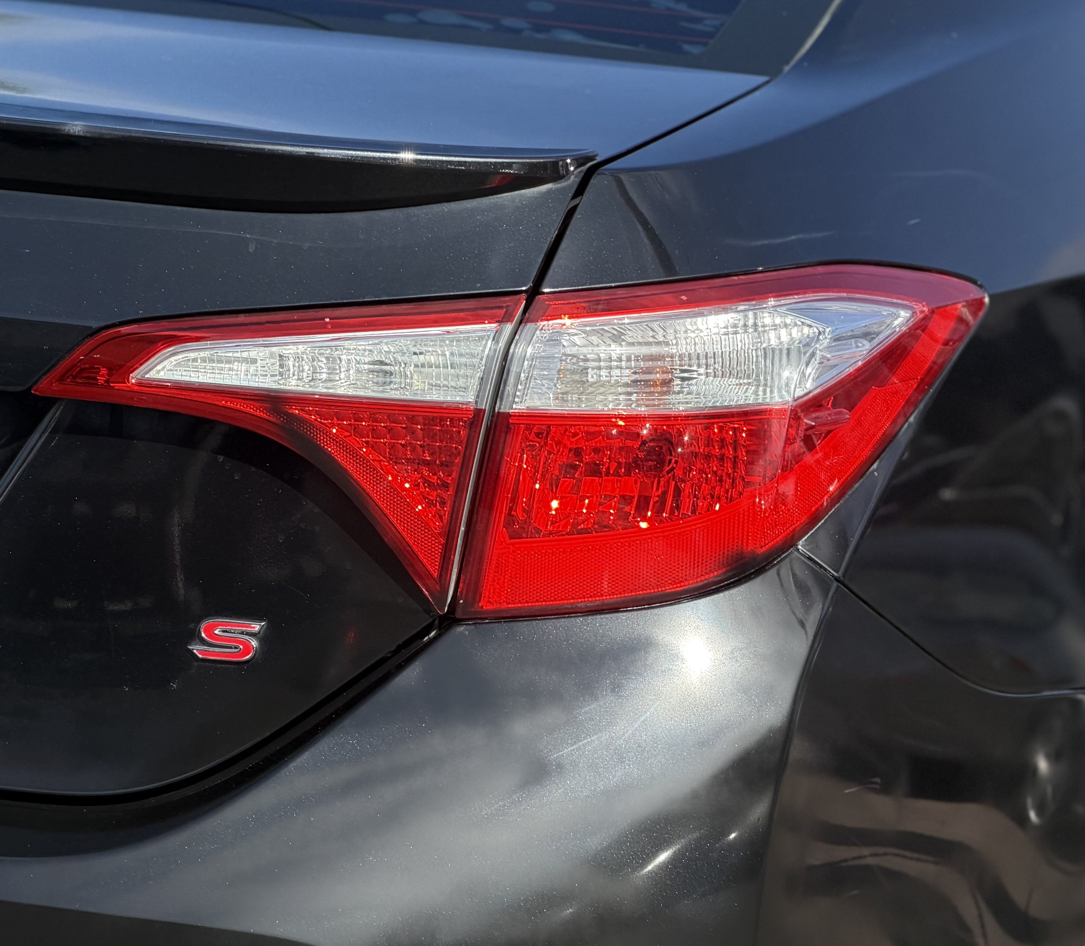 Used 2014 Toyota Corolla S Premium w/ Driver Convenience Package FWD image 11