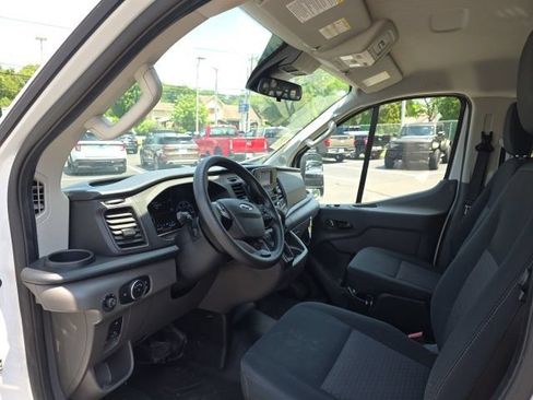 Used 2025 Ford Transit 250 Low Roof w/ Exterior Upgrade Package RWD image 18