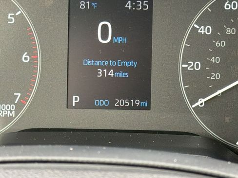 Used 2025 Toyota Corolla LE FWD image 23