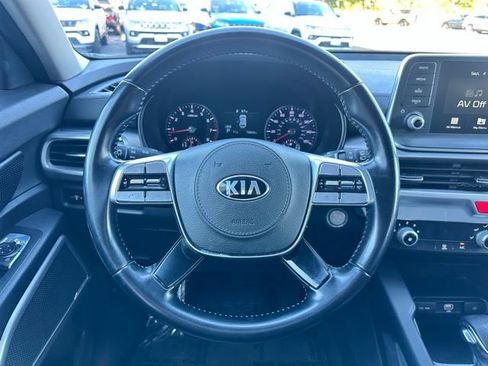 Used 2021 Kia Telluride LX image 14
