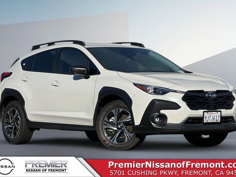 Used 2024 Subaru Crosstrek 2.0i Premium image 1