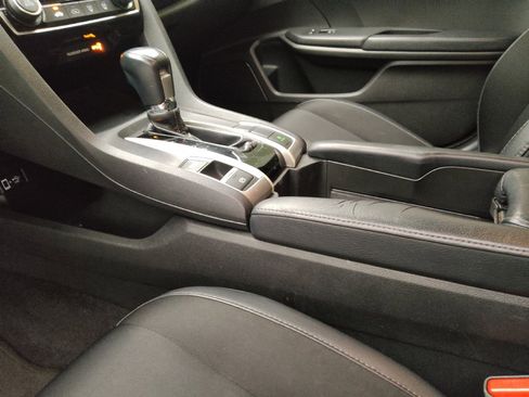Used 2020 Honda Civic Sport image 26