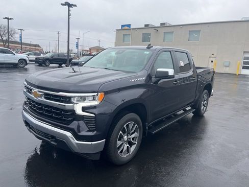 Used 2023 Chevrolet Silverado 1500 LT image 1
