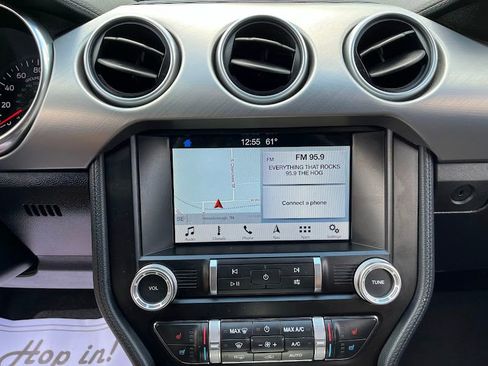 Used 2019 Ford Mustang GT Premium RWD image 17