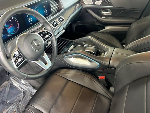 Used 2020 Mercedes-Benz GLE 350 4MATIC image 4