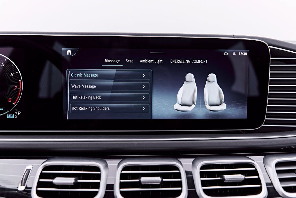 Used 2024 Mercedes-Benz Maybach GLS 600 4MATIC image 77
