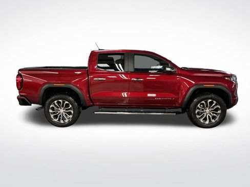 Certified 2025 GMC Canyon Denali image 7