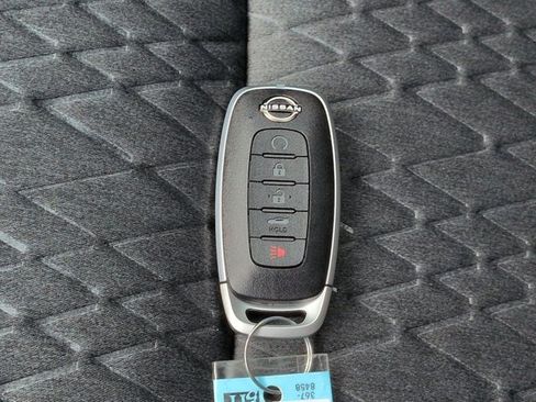 Certified 2026 Nissan Sentra SV w/ SV Convenience Package FWD image 28