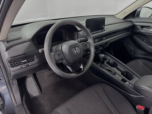 Certified 2023 Honda Accord EX image 9