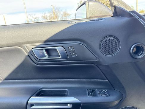 Used 2022 Ford Mustang GT Premium w/ Ford Safe & Smart Package image 12