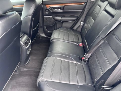 Used 2018 Honda CR-V Touring image 16