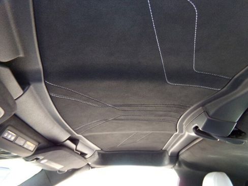 Used 2020 Chevrolet Corvette 3LT Z51 Coupe w/ 3LT Preferred Equipment Group image 28