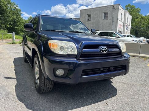 Used 2006 Toyota 4Runner Limited AWD/4WD image 7