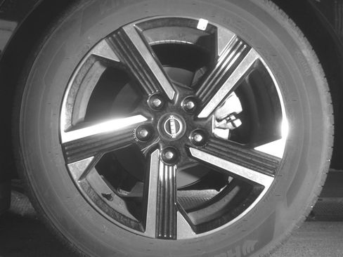 Used 2025 Nissan Sentra SV FWD image 14