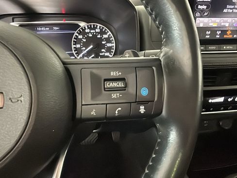 Used 2024 Nissan Rogue SV w/ SV Premium Package AWD/4WD image 21