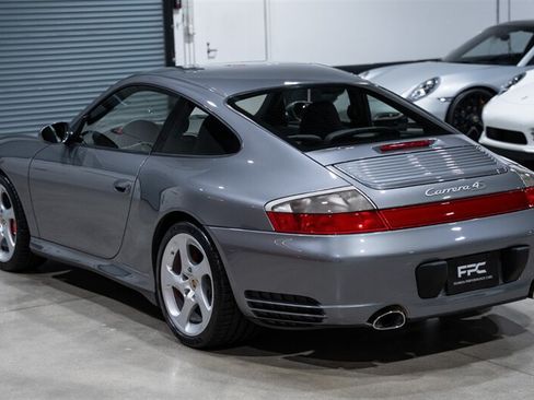 Used 2004 Porsche 911 Carrera 4S AWD/4WD image 4