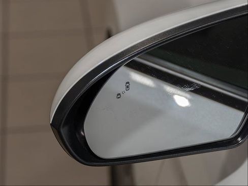 Used 2018 Hyundai Elantra SEL w/ Cargo Package FWD image 7