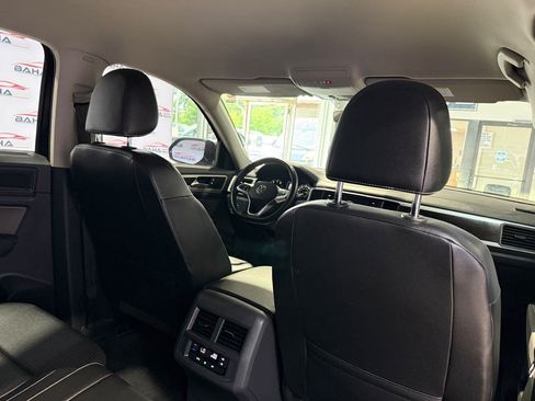 Used 2021 Volkswagen Atlas SE FWD image 47