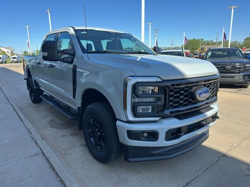 New 2026 Ford F250 XL AWD/4WD image 2
